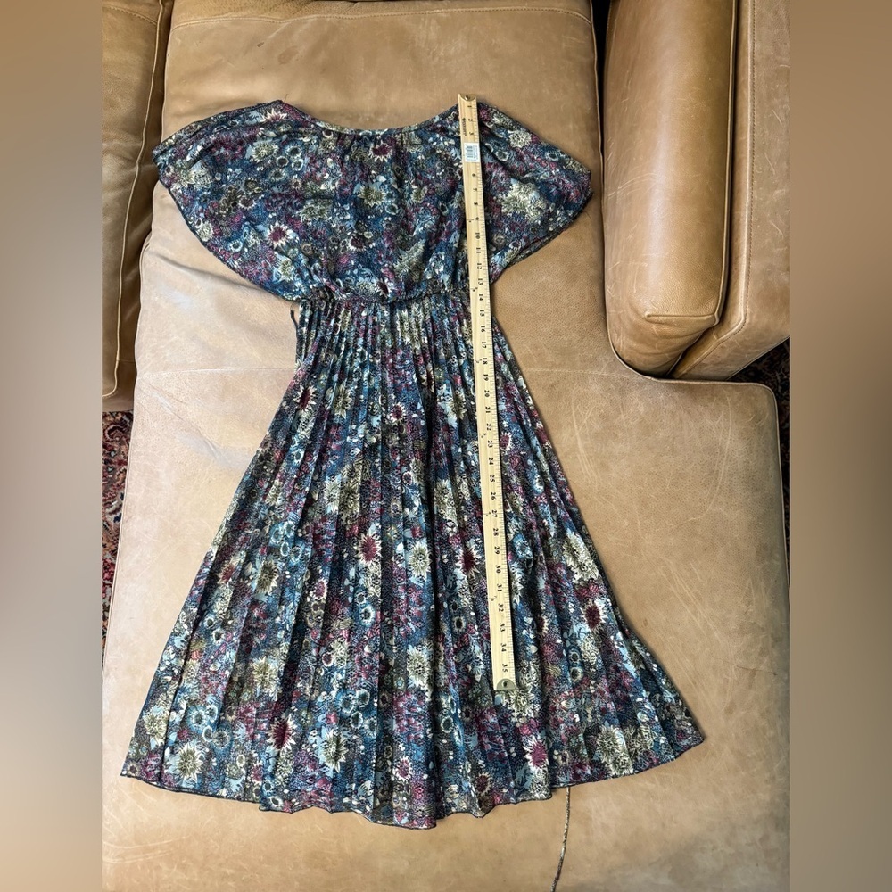 Vintage Batwing Sleeve Floral Midi Dress Women’s Size 9/10 Runs Smaller - Picture 2 of 7